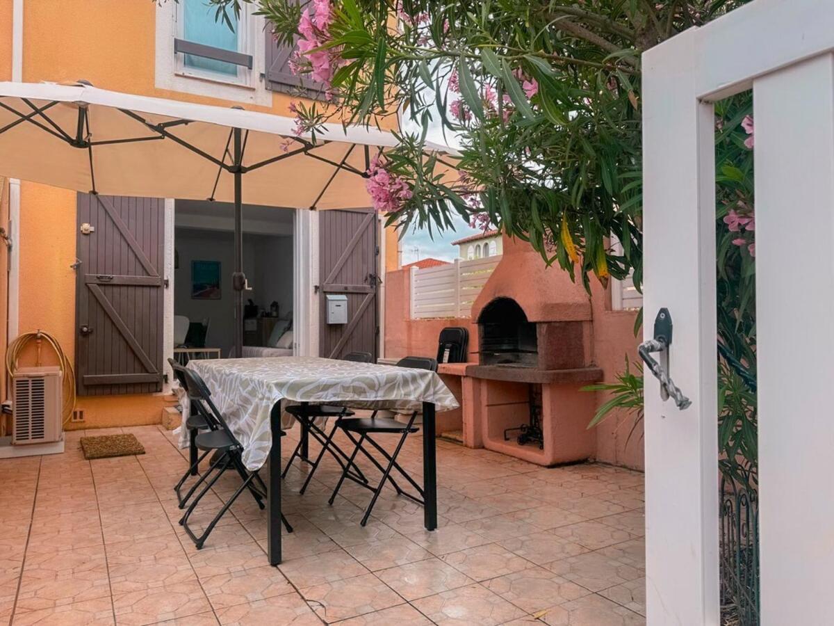 Maison Vacances Proche De La Mer 르발카레스 외부 사진