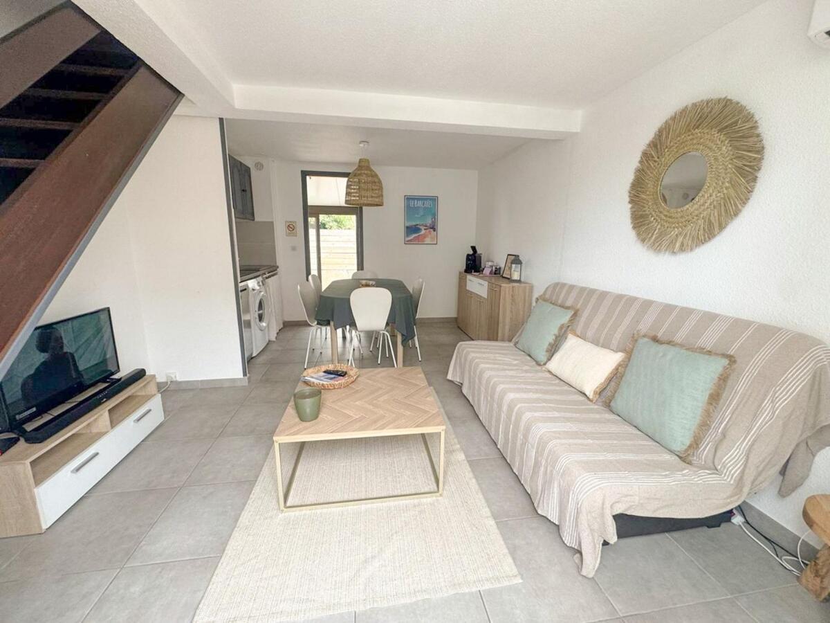 Maison Vacances Proche De La Mer 르발카레스 외부 사진